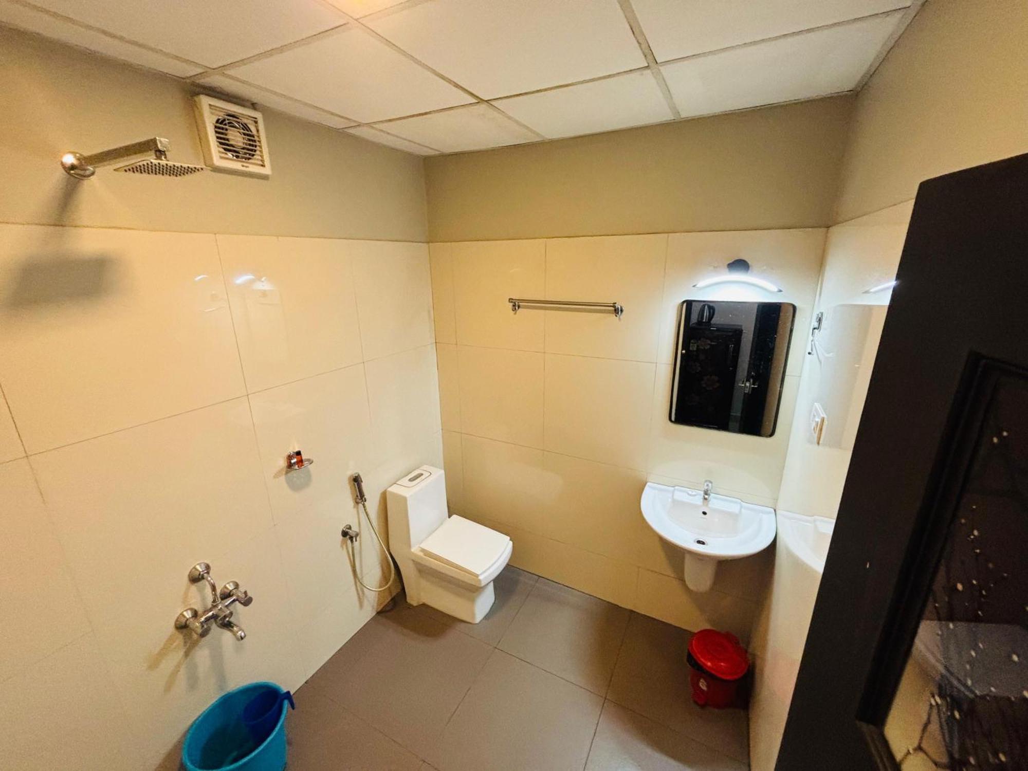 Muziris Manor Residency Hotel Kochi Exterior photo